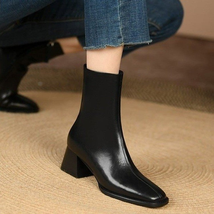 Mia's Chunky Mid Heel Side Pull Boots