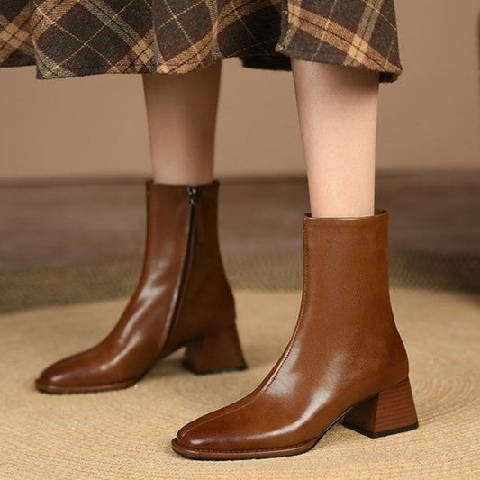 Mia's Chunky Mid Heel Side Pull Boots