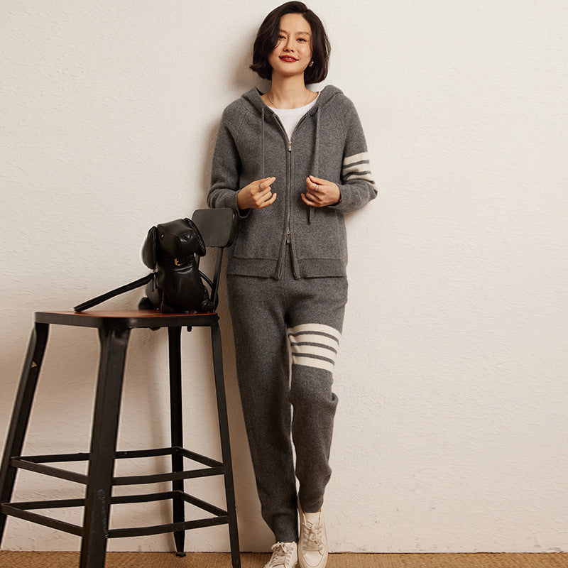 Cashmere Women's Casual Sweater Pants Suit